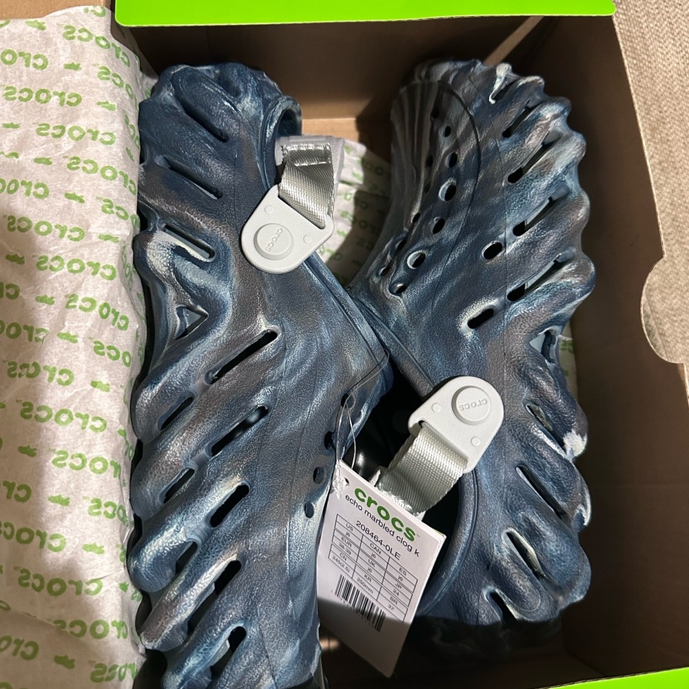 CROCS Kids Metallic Blue Sandals
